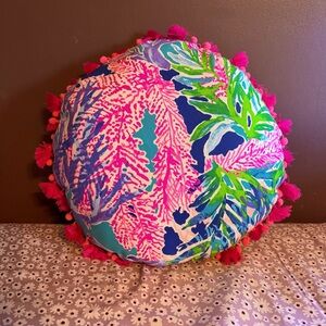 Lilly Pulitzer outdoor/indoor round tassel pompom decorative pillow fan club